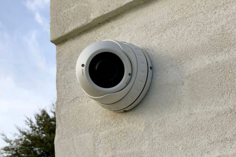 Videoovervågning med et dome kamera